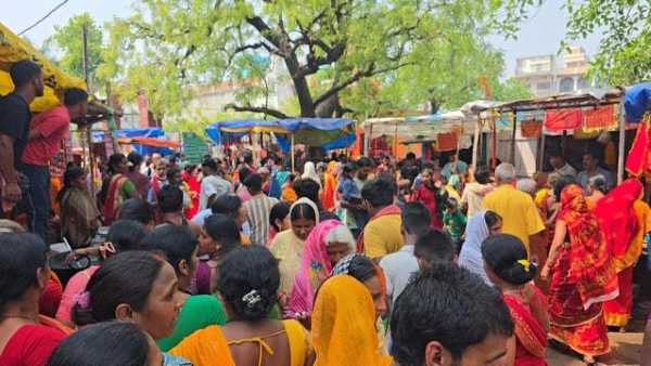 नालंदा में बड़ा हादसा: शीतला माता मंदिर में भगदड़, 8 महिलाओं की मौत