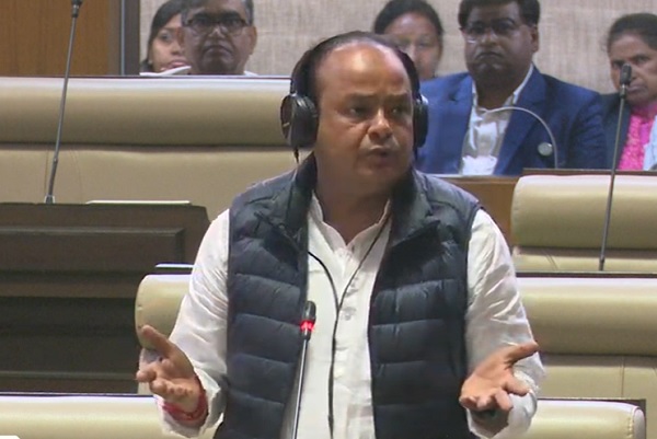 महिला दिवस पर सहिया बहनों को ₹24,000 की सौगात, विधानसभा में स्वास्थ्य मंत्री इरफान अंसारी का बड़ा ऐलान