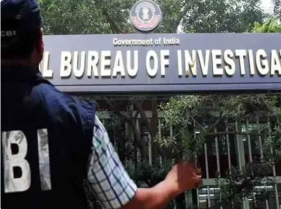 हजारीबाग CWC अधिकारी पर CBI का शिकंजा, पत्नी समेत 1.11 करोड़ की आय से अधिक संपत्ति मामले में FIR दर्ज