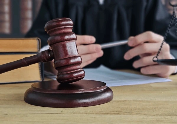 POCSO मामले में 19 वर्षीय युवक की उम्रकैद घटाकर 10 साल की, कोर्ट ने कहा- हार्मोनल बदलावों के प्रतिकूल प्रभाव को भी समझना होगा